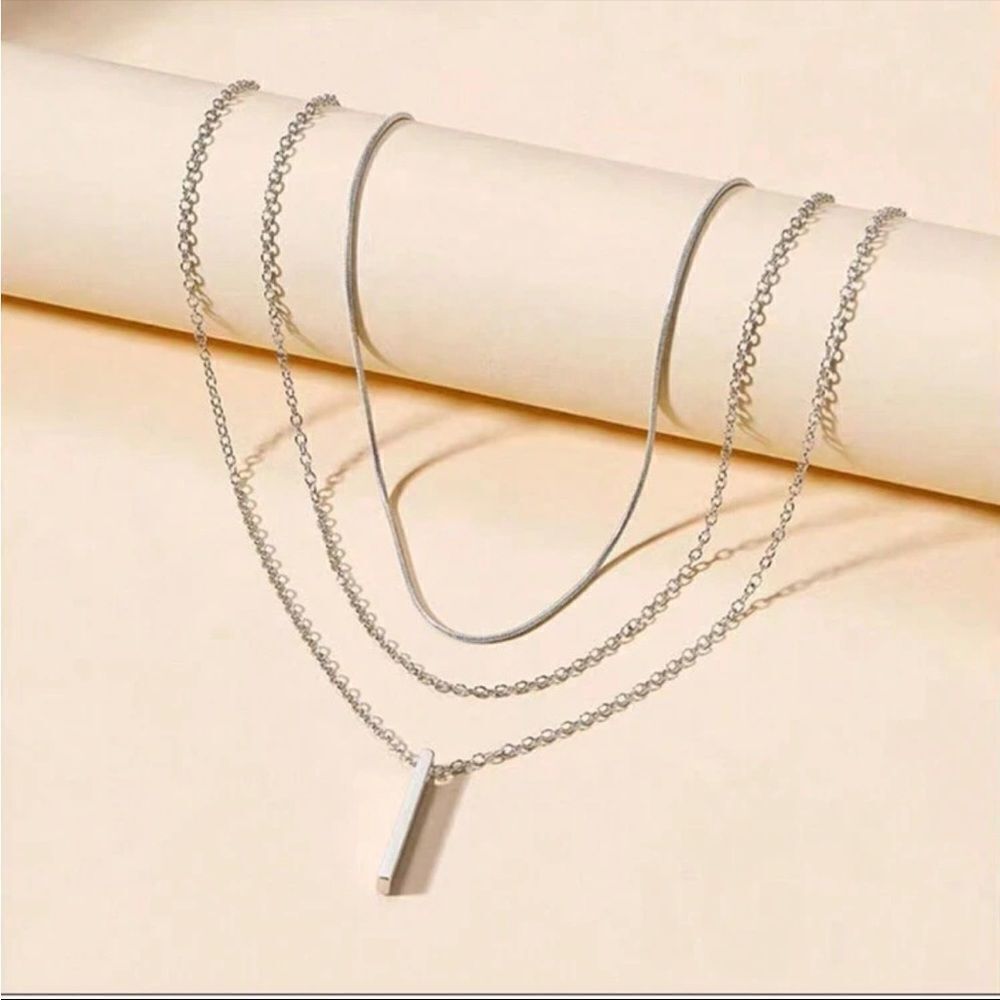 Multi-layer Collarbone Chain - Picture 2 of 9